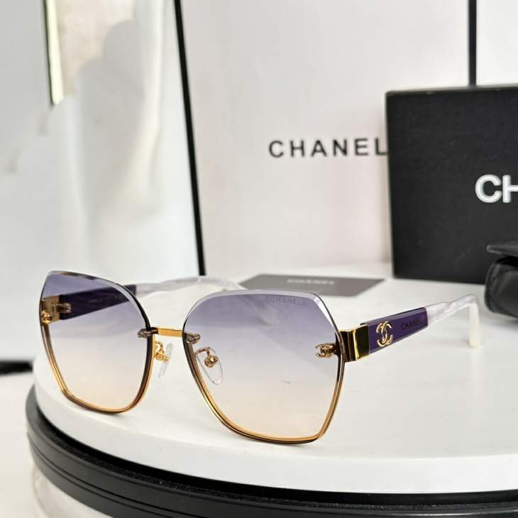 Picture of Chanel Sunglasses _SKUfw77620304fw